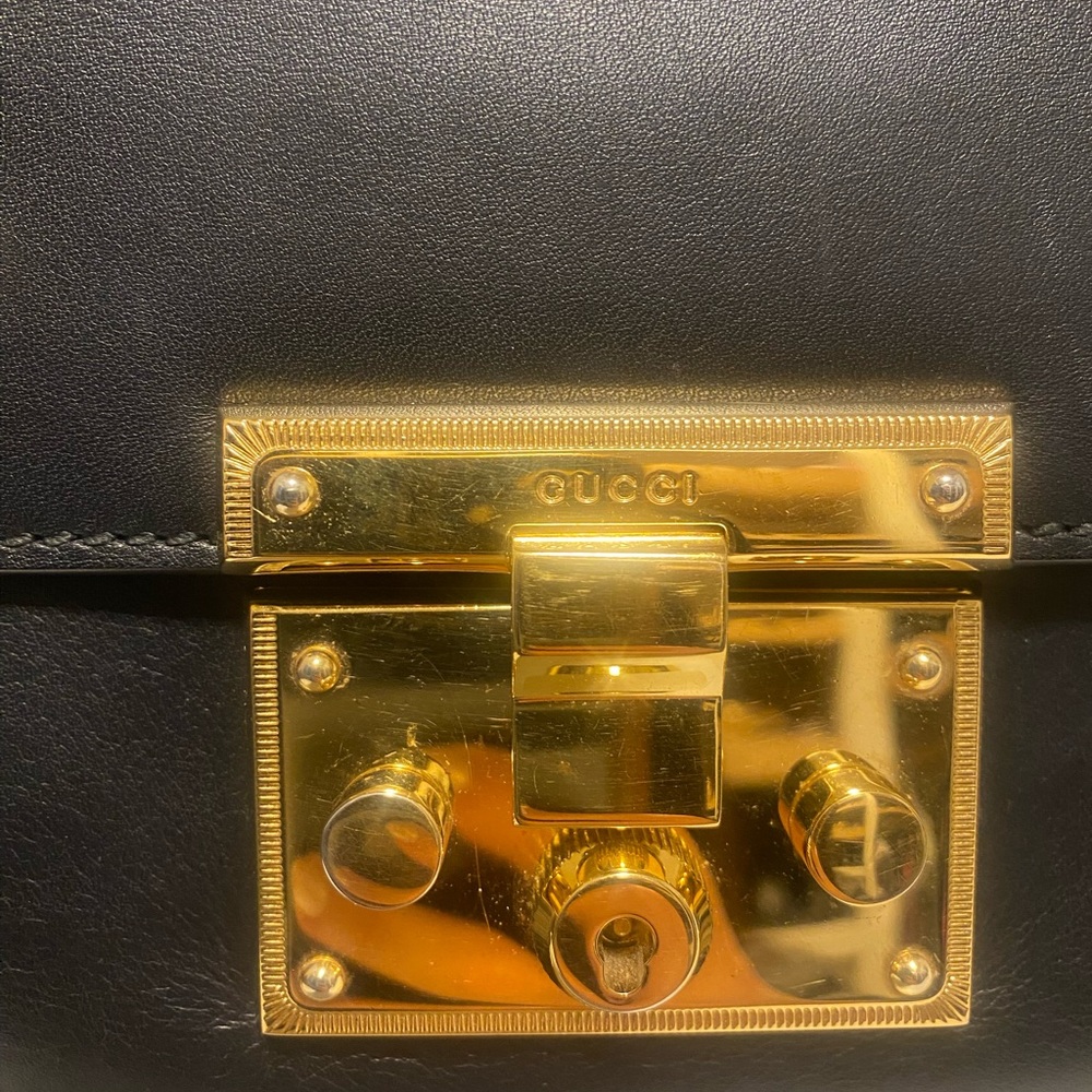 SOLD‼️Gucci Small Padlock Leather Shoulder bag - Picture 11 of 11
